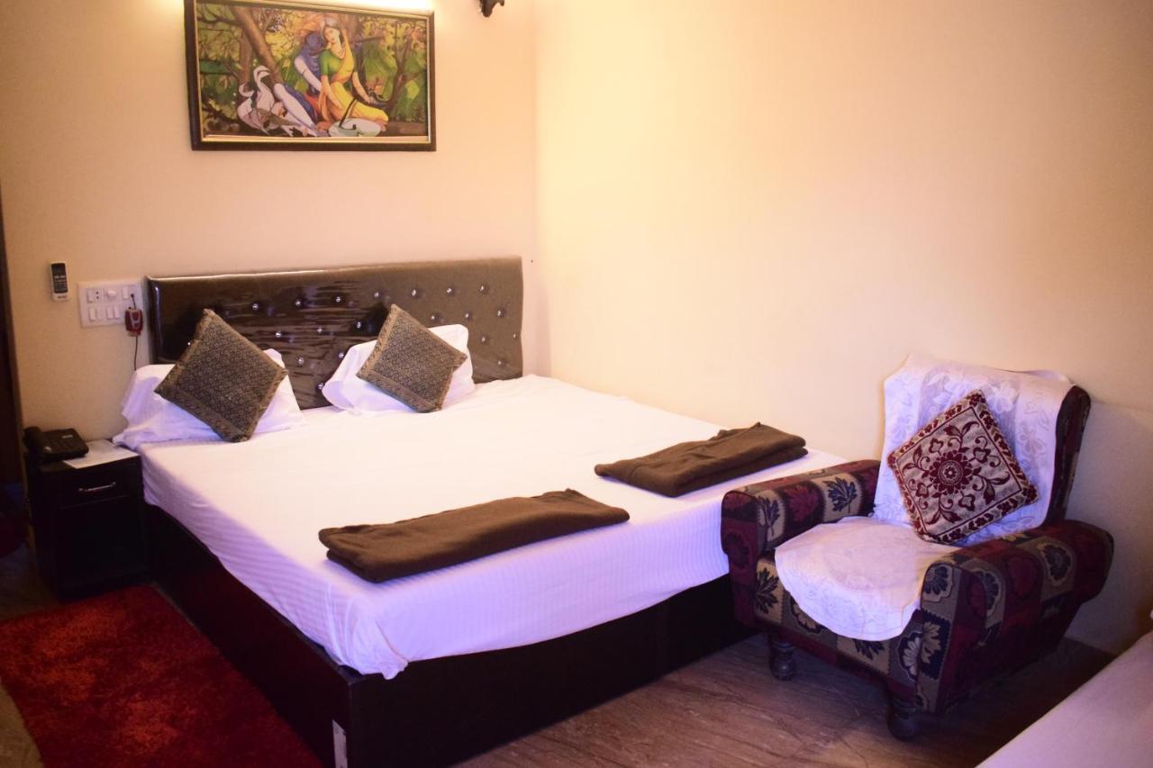 Ds Residency Varanasi-Prime Location-Parking Eksteriør billede