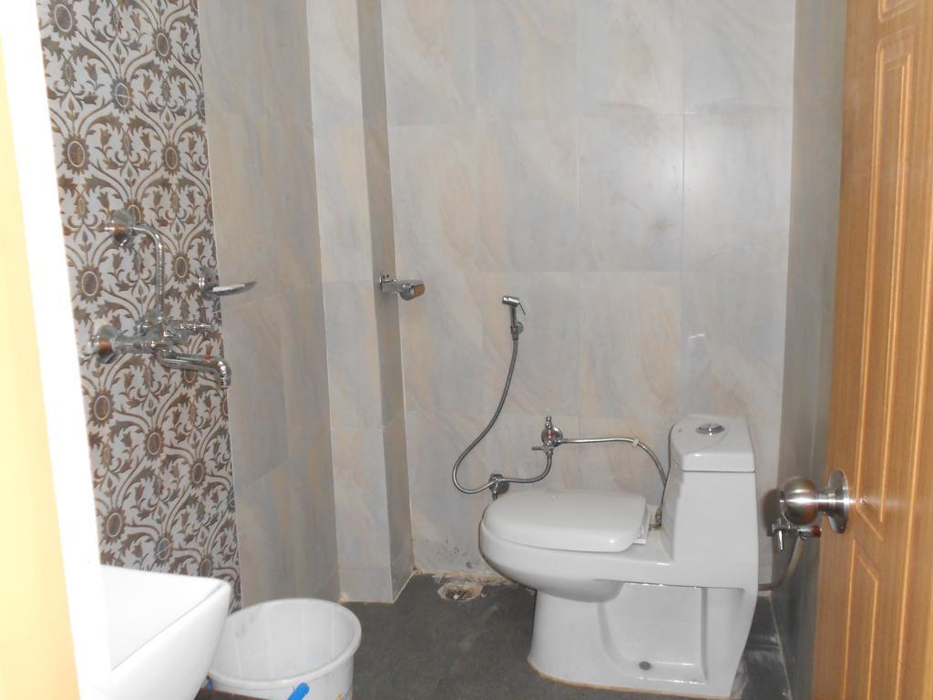 Ds Residency Varanasi-Prime Location-Parking Eksteriør billede